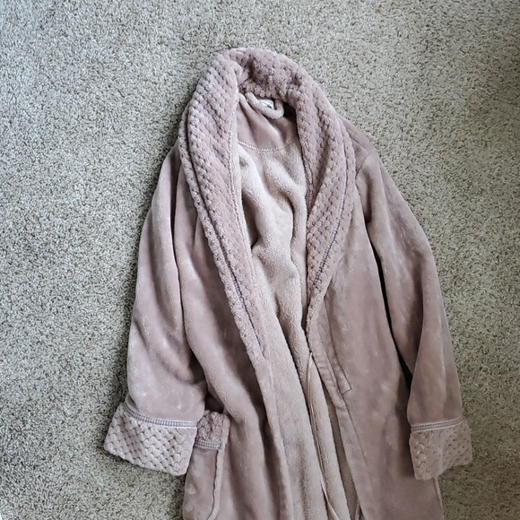 Plush Long Collar Robe - Picture 6 of 7